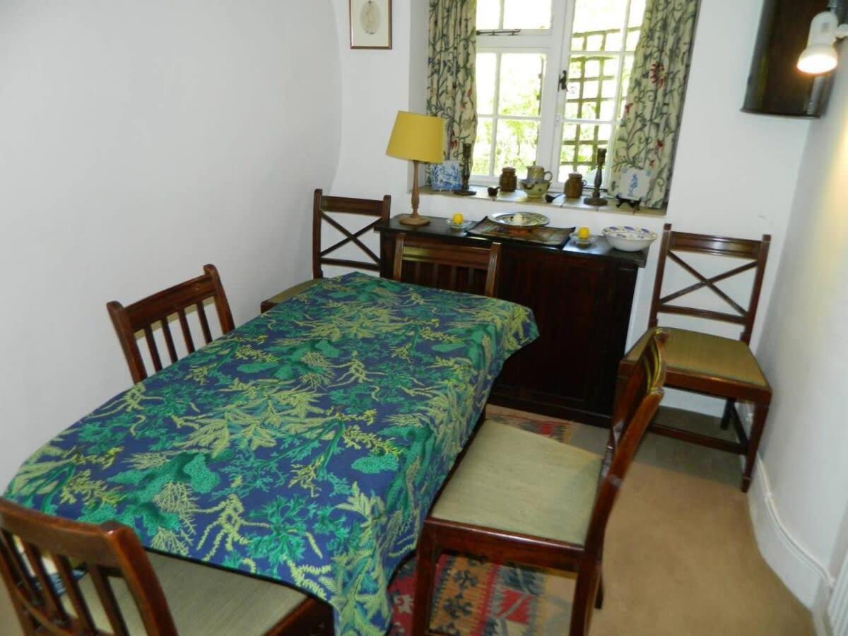 River Cottage A Country Retreat In Wooded Gardens East Stoke  Eksteriør bilde